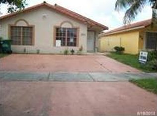 2462 W 65th St, Hialeah, FL 33016