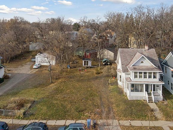 4th image of 195 James Ave N