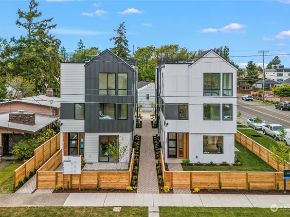 3205 61st Avenue SW #A, Seattle, WA 98116