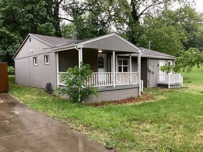 8619 E 31st St, Kansas City, MO, 64129
