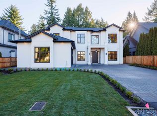 13030 15th Ave, Surrey, BC V4A 1K7