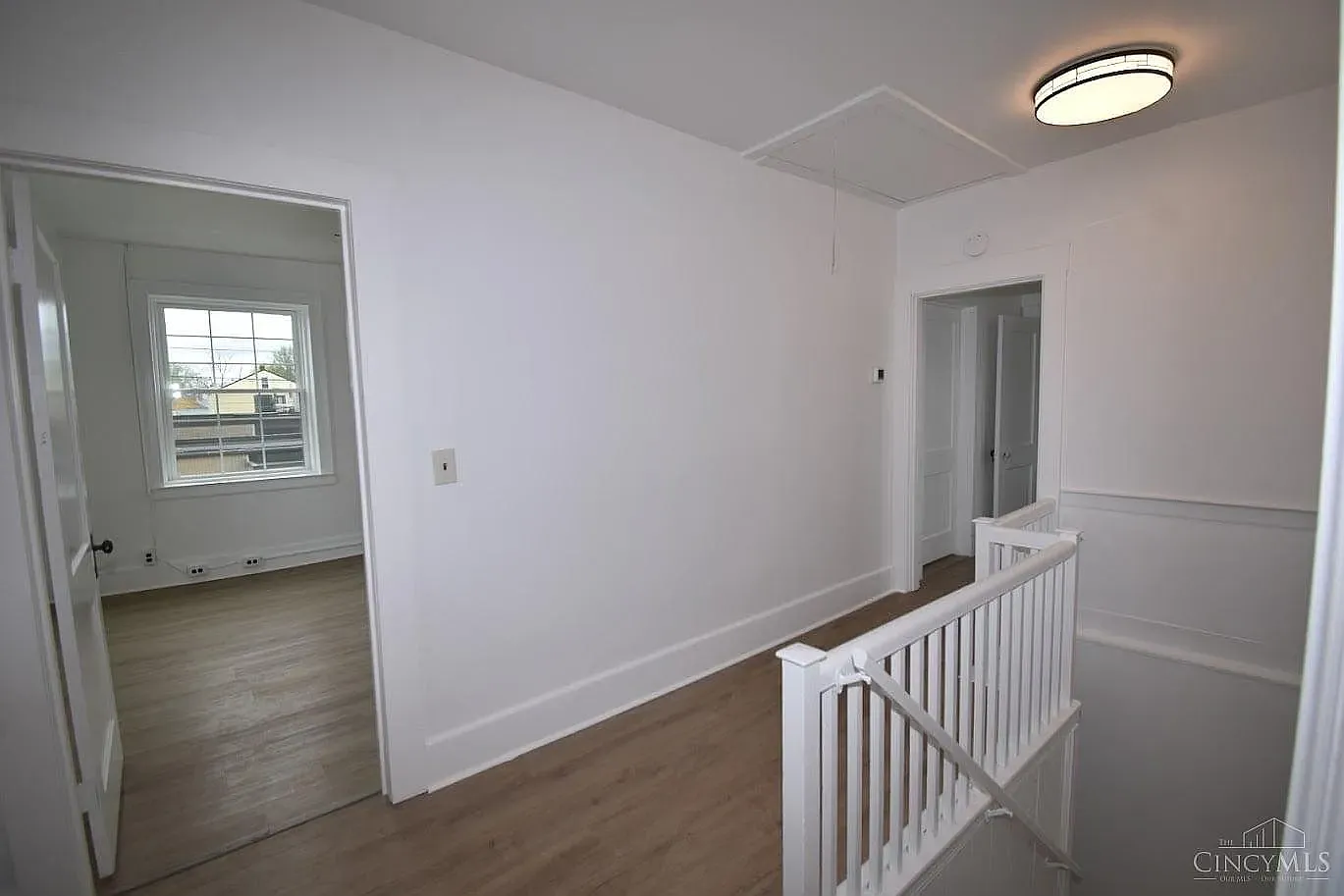 2 bed, $900 — Photo 2