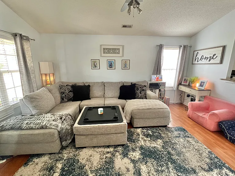 522 Foxfield Ct — Photo 15