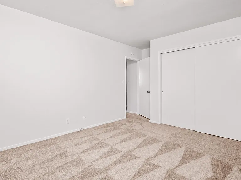 262 B Ave — Photo 9
