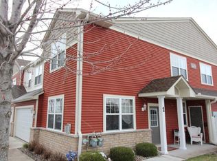 15578 Empress Ave N UNIT 1, Hugo, MN 55038