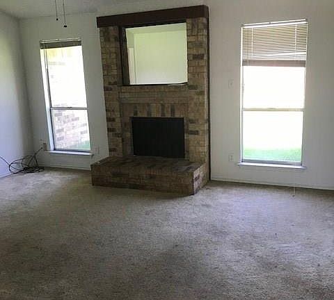 4th image of 4800 Platte Dr