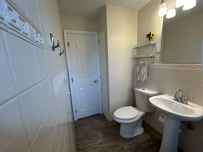 4283 Beechgrove Dr — Photo 7