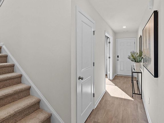 4th image of 7229 Silverleaf Road