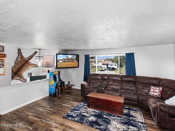 5th image of 314 E Jensen Dr