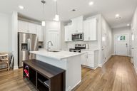 Tahoma Dr-0705-019.jpg