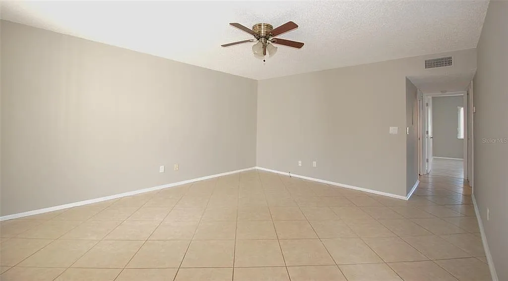 2 bed, 2.0 bath, 871 sqft, $1,700 — Photo 3