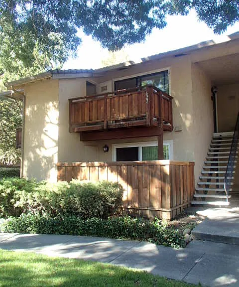 622 Arcadia Dr — Photo 1