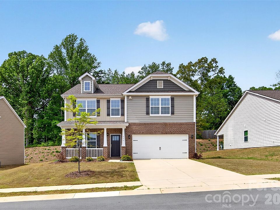 1st image of 111 Beech Tree Ln