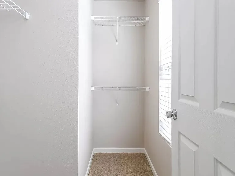 1040 Broken Ridge Dr — Photo 27
