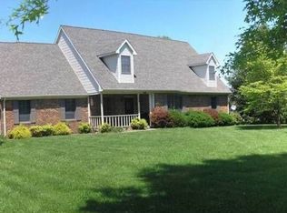 1069 E 400 N, Madison, IN 47250