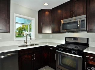 1102 Carlton Pl, Santa Ana, CA 92707