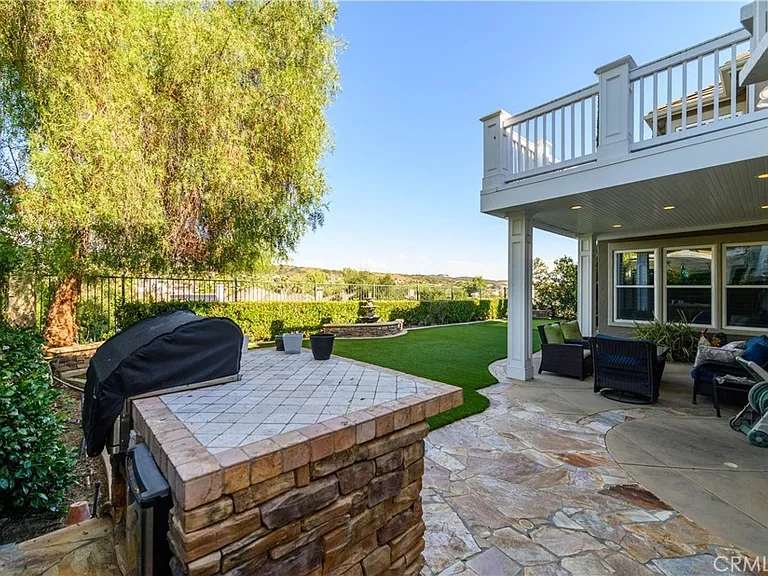 16 Pegasus Dr — Photo 33