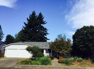 318 Suzana Ave E, Monmouth, OR 97361