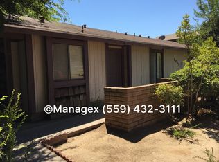 1015 Minnewawa Ave APT D, Clovis, CA 93612