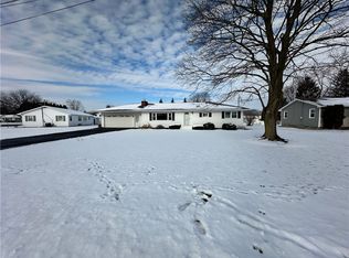 2799 Marshall St, Weedsport, NY 13166