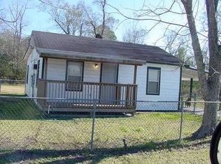 102 Sharon Ln, Lake Charles, LA 70615