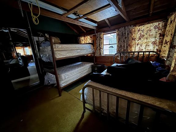 5th image of 13025 Funk Rd