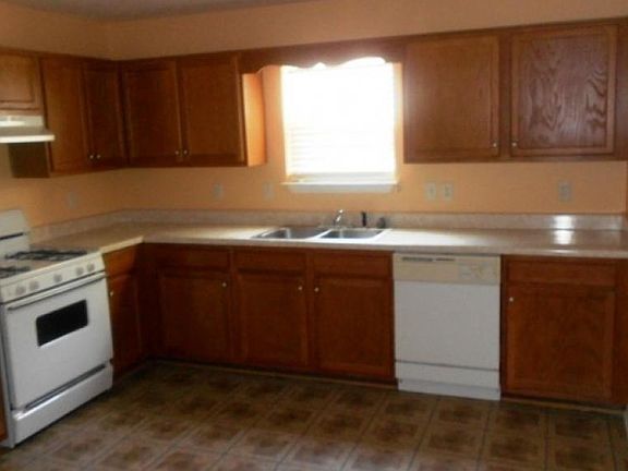 5th image of 7155 Crystal Creek Pl