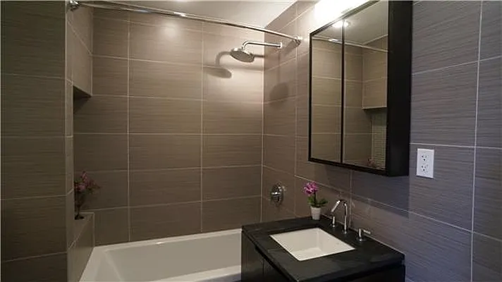 Rented by R New York | media 4