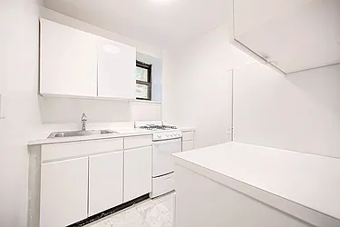 Rented by Urbane Brokerage