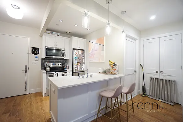 Rented by Rennit Inc. | media 16