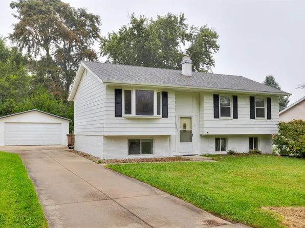 4657 Hyperion Dr, Norwalk, IA 50211