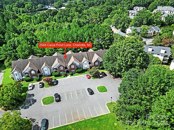 2nd image of 2546 Carya Pond Ln