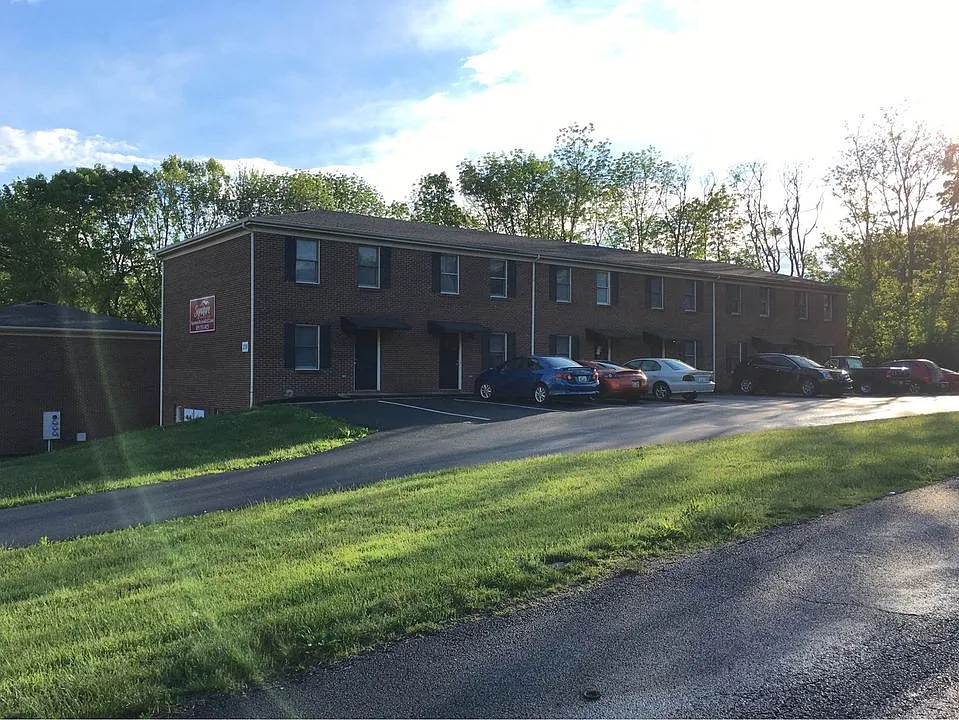 239 Wayne Dr #6