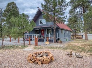 1912 Little Doe Trl, Overgaard, AZ 85933