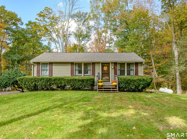 1629 Route 171, Woodstock, CT 06282