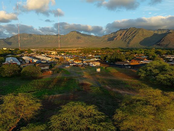 3rd image of 87-879 Apuupuu Rd