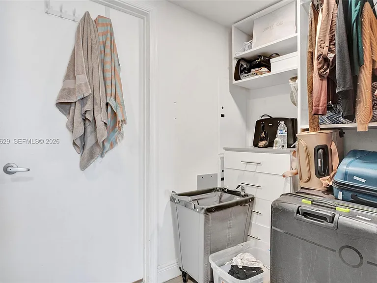1750 N Bayshore Dr #2510 — Photo 23