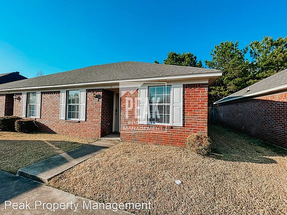 2nd image of 19 Ashlee Blvd