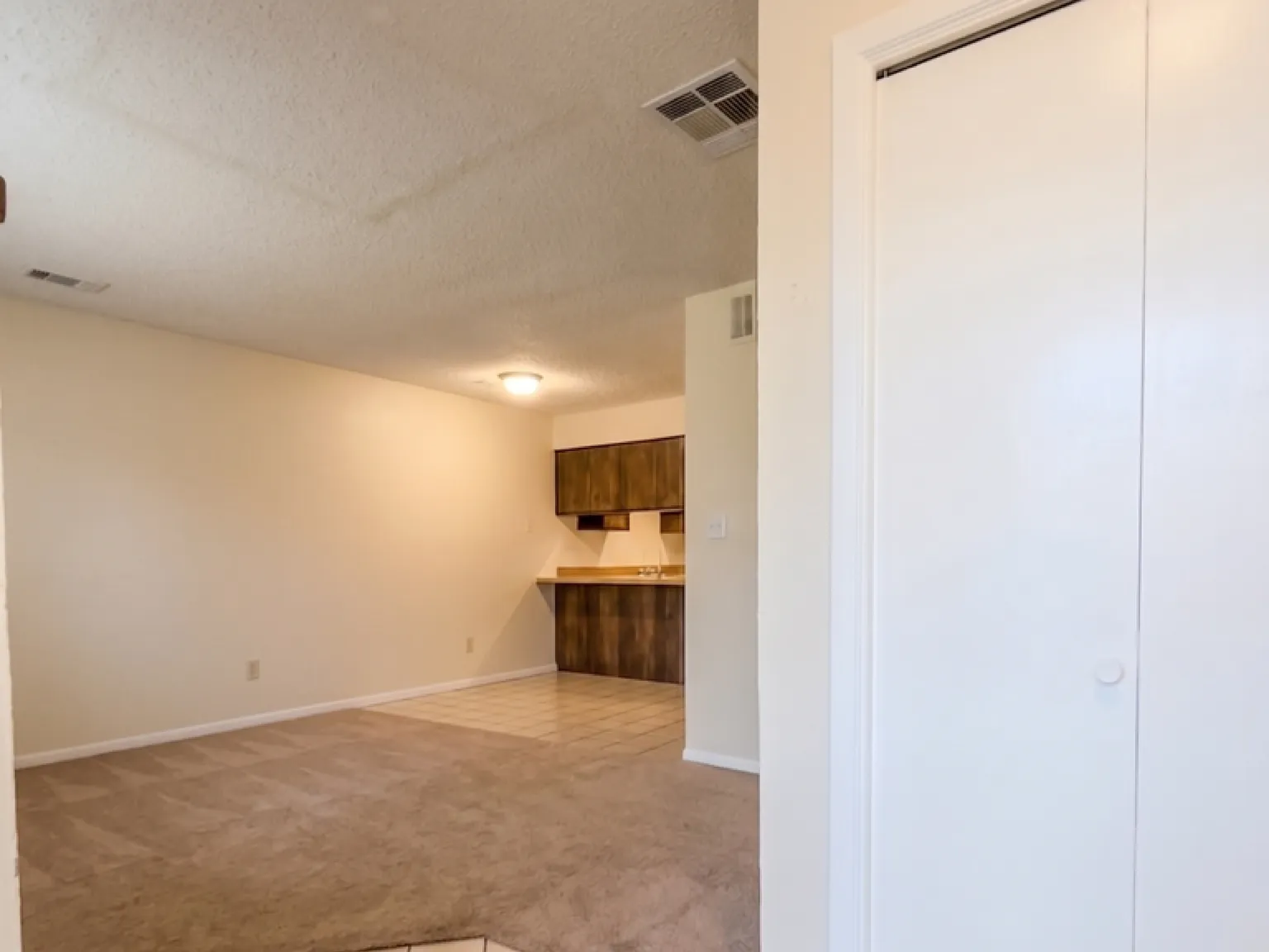 6320 W. Fairfield Dr. - 6320D — Photo 2