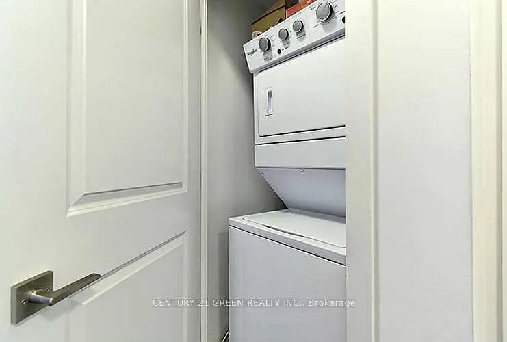 4655 Glen Erin Dr #Penthouse 4-4 — Photo 37