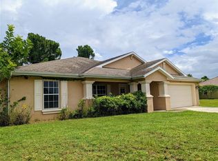917 SW 22nd Ter, Cape Coral, FL 33991
