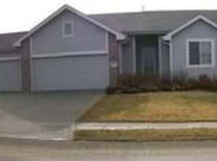12191 S 221st St, Gretna, NE 68028