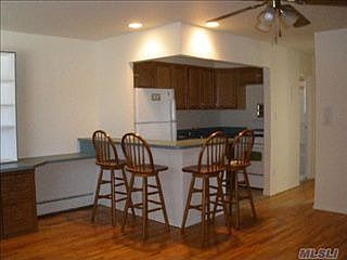 2nd image of 3209 Wilshire Ln