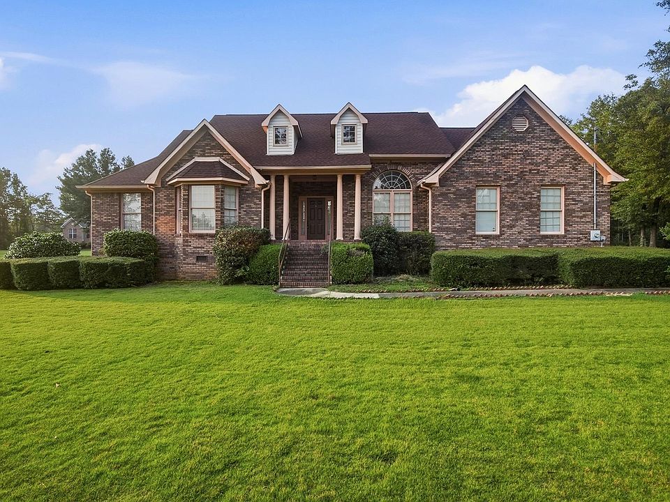 1st image of 71 Landfair Dr