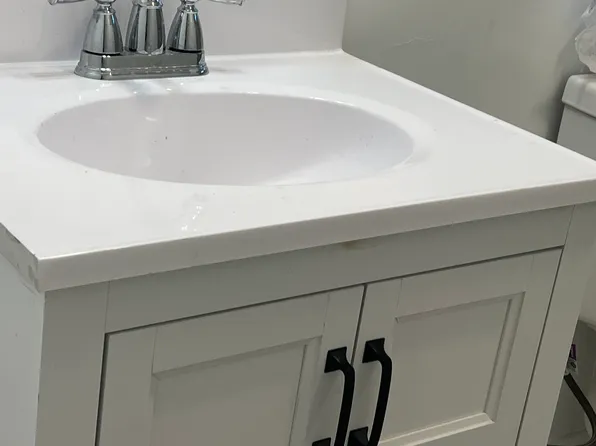 609 S 11th Ave, Hanford, CA