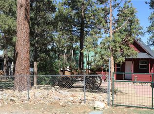 519 Spruce Ln, Big Bear City, CA 92386