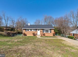 6212 Dadson Ct, Alexandria, VA 22310