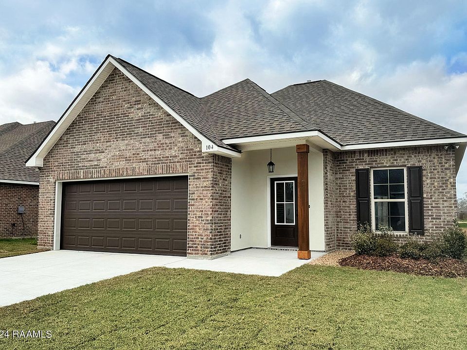1st image of 104 Muscadine Ln
