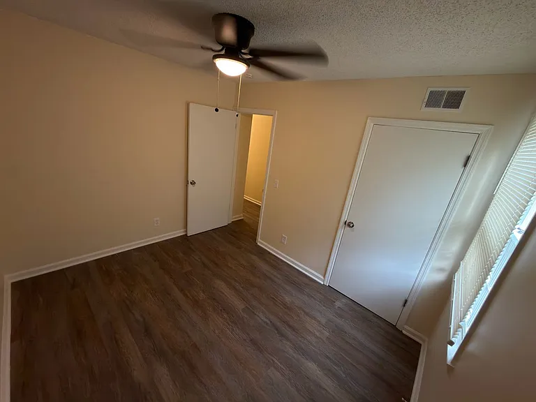 1917 Kathleen Dr — Photo 13