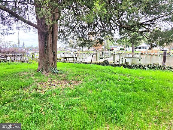 29th image of this home